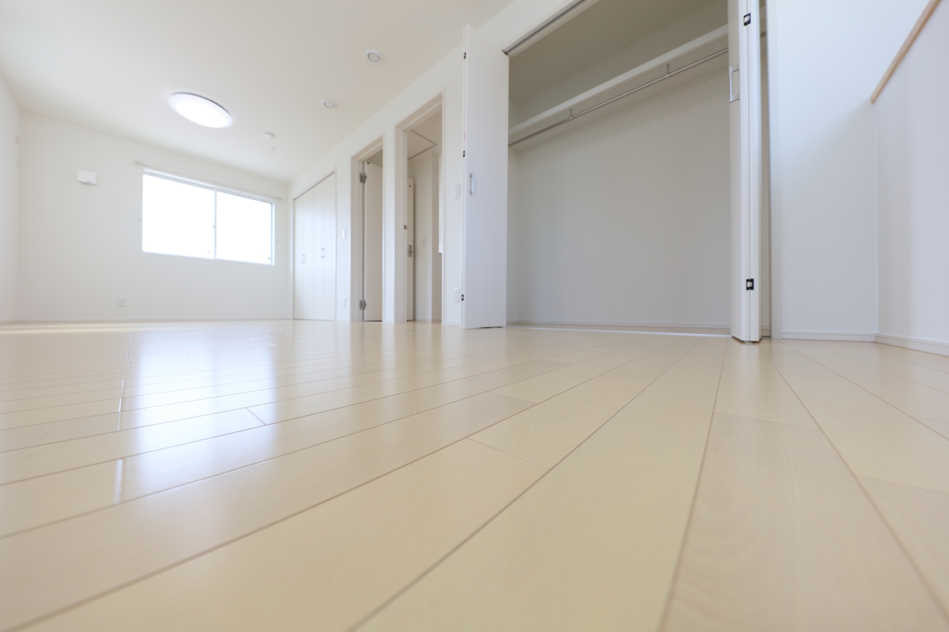 現状回復・ハウスクリーニングなど長崎の建物管理ならスペースクリエーションへお任せください。